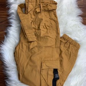 NWT FOREVER 21 HIGH WAISTED CARGOS